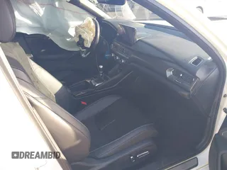 2024 Acura Integra Technology with VIN 19UDE4G74RA004168, listed as a IAAI auction lot 40727572 with 8,147 mi miles and . Bid and sale history available at DreamBid. Image 5.