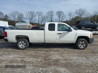 2011 Chevrolet Silverado 1500 LT with VIN 1GCRKSE01BZ264610, listed as a IAAI auction lot 41470836 with 250,686 mi miles and . Bid and sale history available at DreamBid. Image 13.