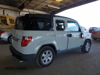 2010 Honda Element EX with VIN 5J6YH1H7XAL006563, listed as a Copart auction lot 48349375 with 128,692 mi miles and Salvage Title. Bid and sale history available at DreamBid. Image 3.