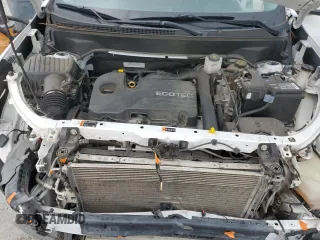 2021 Chevrolet Equinox LT with VIN 2GNAXUEV5M6124913, listed as a Copart auction lot 58450615 with 97,415 mi miles and Salvage title. Bid and sale history available at DreamBid. Image 12.