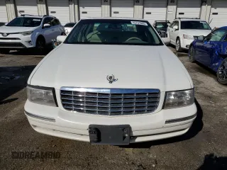 1998 Cadillac DeVille with VIN 1G6KD54Y6WU702886, listed as a Copart auction lot 42737665 with 106,454 mi miles and Salvage Title. Bid and sale history available at carsss.com. Image 5.