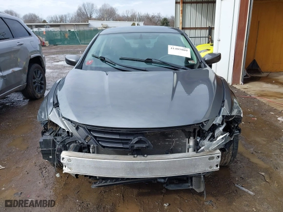 2017 Nissan Altima 2.5 SR with VIN 1N4AL3AP8HC227283, listed as a IAAI auction lot 41485809 with 51,317 mi miles. Bid and sale history available at carsss.com. Image 6.