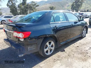 2013 Toyota Corolla L with VIN 2T1BU4EE3DC115390, listed as a IAAI auction lot 41966370 with 117,367 mi miles. Bid and sale history available at carsss.com. Image 4.