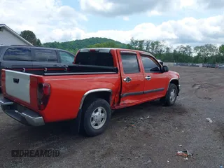 2008 Chevrolet Colorado 1LT z VIN 1GCCS13E388133398, wystawiony jako IAAI lot #42320364 z przebiegiem 101 765 mil mil oraz . Historia ofert i sprzedaży dostępna na DreamBid. Obrazek 4.