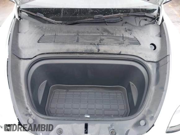 2022 Tesla Model Y Long Range with VIN 7SAYGDEE3NF380067, listed as a IAAI auction lot 41016704 with 52,180 mi miles and . Bid and sale history available at DreamBid. Image 10.