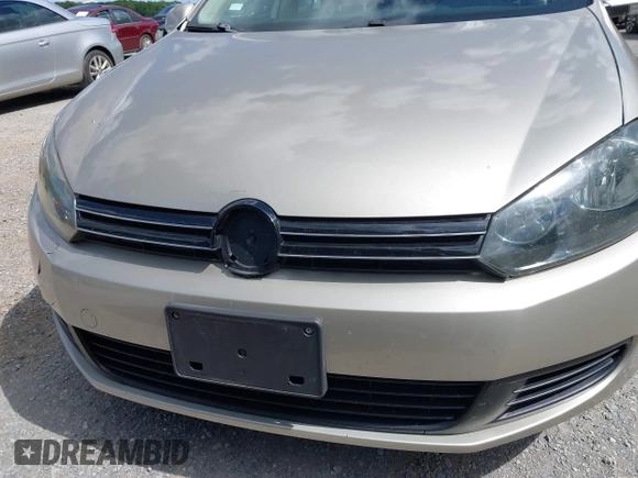 2013 Volkswagen Jetta TDI w/Sunroof & Nav with VIN 3VWPL7AJ4DM680829, listed as a IAAI auction lot 42318674 with 132,227 mi miles and . Bid and sale history available at DreamBid. Image 12.