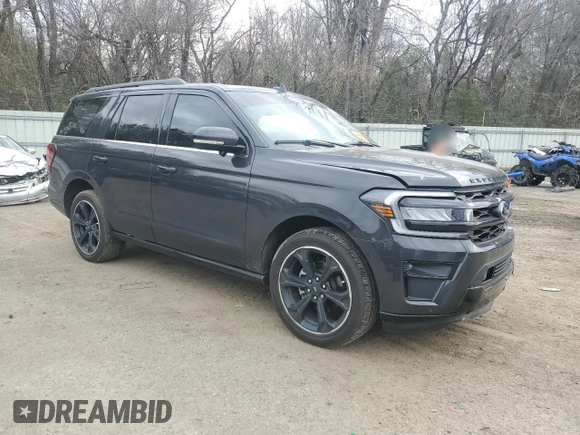 2023 Ford Expedition Limited with VIN 1FMJU1K82PEA35651, listed as a Copart auction lot 86011654 with 21,604 mi miles and Salvage Title. Bid and sale history available at carsss.com. Image 4.