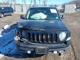2015 Jeep Patriot High Altitude with VIN 1C4NJRFBXFD348180, listed as a IAAI auction lot 41434116 with 65,705 mi miles and . Bid and sale history available at carsss.com. Image 12.