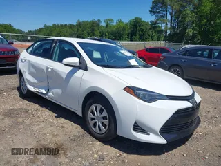 2019 Toyota Corolla L z VIN 5YFBURHE3KP902247, wystawiony jako IAAI lot #42138396 z przebiegiem 72 313 mil mil oraz . Historia ofert i sprzedaży dostępna na DreamBid. Obrazek 1.