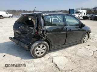 2011 Nissan Versa SL z VIN 3N1BC1CP8BL405823, wystawiony jako Copart lot #49011985 z przebiegiem 116 060 mil mil oraz Szkoda całkowita • Salvage title. Historia ofert i sprzedaży dostępna na DreamBid. Obrazek 3.