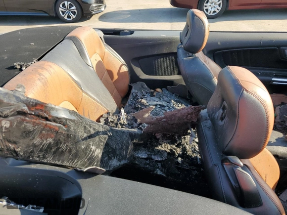 2022 Ford Mustang EcoBoost z VIN 1FATP8UH0N5103135, wystawiony jako Copart lot #57227615 z przebiegiem Nie podano mil oraz Nie do naprawy • Non repairable. Historia ofert i sprzedaży dostępna na DreamBid. Obrazek 10.