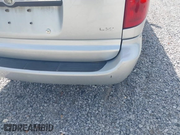 2003 Chrysler Town & Country LXi with VIN 2C4GP54L03R228442, listed as a IAAI auction lot 41886110 with 169,736 mi miles. Bid and sale history available at carsss.com. Image 6.