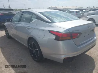 2024 Nissan Altima 2.5 SR with VIN 1N4BL4CW9RN429831, listed as a IAAI auction lot 41870638 with 17,127 mi miles. Bid and sale history available at carsss.com. Image 3.