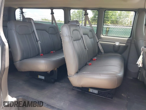 2020 Chevrolet Express Passenger LS с VIN 1GAZGNFG1L1240914, выставлен на аукционе IAAI как лот 42558334 с пробегом 38 750 миль миль и . История ставок и продаж доступна на DreamBid. Изображение 8.