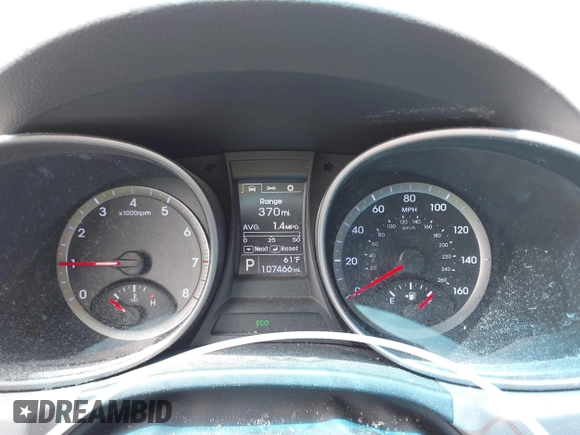2014 Hyundai Santa Fe z VIN 5XYZTDLB5EG147354, wystawiony jako IAAI lot #42235940 z przebiegiem 107 466 mil mil oraz . Historia ofert i sprzedaży dostępna na DreamBid. Obrazek 7.