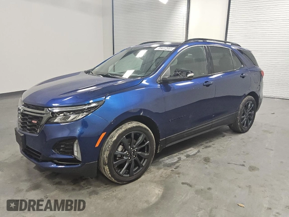 2023 Chevrolet Equinox RS z VIN 3GNAXWEG2PS126153, wystawiony jako Copart lot #53399455 z przebiegiem 49 324 mil mil oraz Czysty tytuł • Clean title. Historia ofert i sprzedaży dostępna na DreamBid. Obrazek 1.
