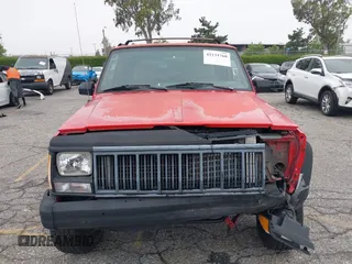 1996 Jeep Cherokee Country with VIN 1J4FJ78S3TL116814, listed as a IAAI auction lot 42131760 with 209,510 mi miles and . Bid and sale history available at DreamBid. Image 12.