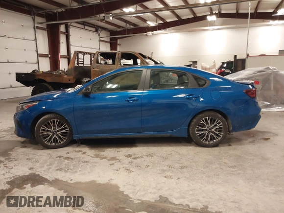 2023 Kia Forte GT-Line with VIN 3KPF54AD7PE538250, listed as a IAAI auction lot 41623759 with 51,929 mi miles and . Bid and sale history available at carsss.com. Image 14.