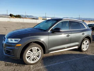 2019 Audi Q5 Premium Plus with VIN WA1BNAFY3K2137464, listed as a Copart auction lot 70024962 with 27,468 mi miles. Bid and sale history available at carsss.com. Image 1.