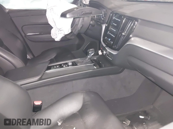 2020 Volvo XC60 Momentum with VIN YV4A22RK3L1416053, listed as a IAAI auction lot 41254175 with 52,653 mi miles and . Bid and sale history available at DreamBid. Image 5.
