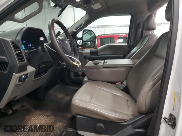 2019 Ford F-250 XLT с VIN 1FTBF2BT9KEC94076, выставлен на аукционе Copart как лот 44670025 с пробегом 120 824 миль миль и Списание • Salvage title. История ставок и продаж доступна на DreamBid. Изображение 7.