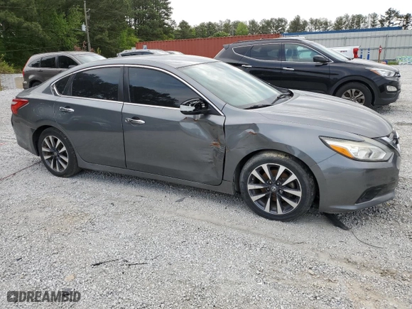 2017 Nissan Altima 2.5 SR with VIN 1N4AL3AP2HC185371, listed as a Copart auction lot 53002935 with 162,078 mi miles and Clean Title. Bid and sale history available at carsss.com. Image 4.
