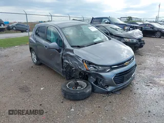 2020 Chevrolet Trax LS with VIN 3GNCJKSB3LL293007, listed as a IAAI auction lot 42159745 with 31,226 mi miles and . Bid and sale history available at DreamBid. Image 1.