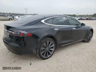 2017 Tesla Model S 100D with VIN 5YJSA1E25HF229423, listed as a Copart auction lot 48037295 with 60,592 mi miles and Non Repairable. Bid and sale history available at carsss.com. Image 3.