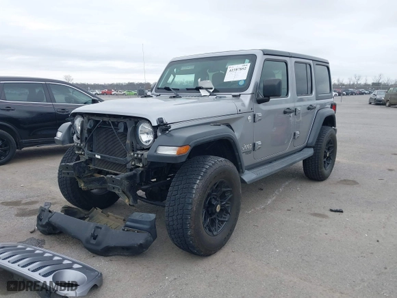 2019 Jeep Wrangler Unlimited Sport with VIN 1C4HJXDG4KW518726, listed as a IAAI auction lot 41597892 with 68,842 mi miles. Bid and sale history available at carsss.com. Image 17.