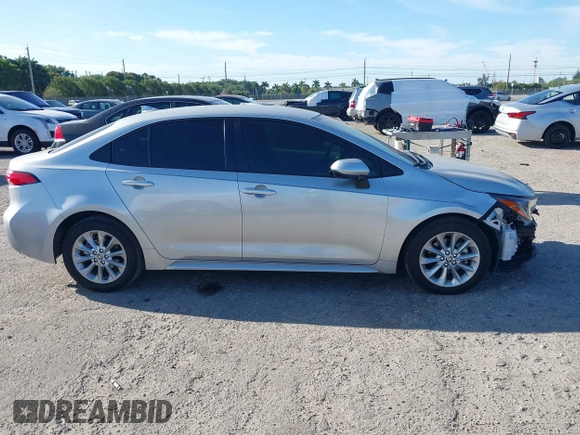 2022 Toyota Corolla LE with VIN JTDVPMAE7N3016592, listed as a IAAI auction lot 41856939 with 28,597 mi miles. Bid and sale history available at carsss.com. Image 14.