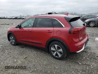 2018 Kia Niro FE with VIN KNDCB3LC5J5140290, listed as a Copart auction lot 79884934 with 137,256 mi miles and Salvage Title. Bid and sale history available at carsss.com. Image 2.
