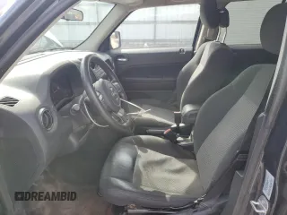 2015 Jeep Patriot Altitude with VIN 1C4NJRBBXFD259036, listed as a Copart auction lot 47502655 with 278,199 mi miles and Salvage title. Bid and sale history available at DreamBid. Image 7.