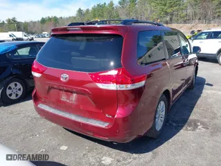 2013 Toyota Sienna XLE AAS with VIN 5TDYK3DC3DS299361, listed as a IAAI auction lot 42011781 with 168,881 mi miles. Bid and sale history available at carsss.com. Image 4.