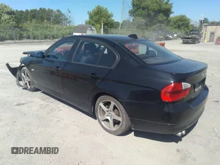 2007 BMW 3 Series 328xi with VIN WBAVC93547KX58993, listed as a IAAI auction lot 42584532 with 192,380 mi miles and . Bid and sale history available at DreamBid. Image 3.