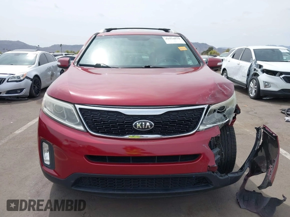 2015 Kia Sorento LX with VIN 5XYKT4A62FG618479, listed as a IAAI auction lot 41934079 with 107,747 mi miles. Bid and sale history available at carsss.com. Image 12.