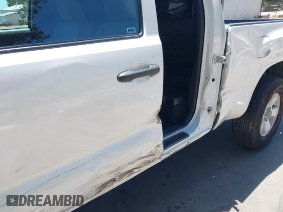 2016 Toyota Tacoma SR with VIN 5TFRX5GN0GX068205, listed as a IAAI auction lot 42685064 with 121,567 mi miles and . Bid and sale history available at DreamBid. Image 18.