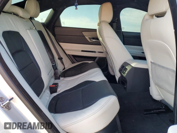 2016 Jaguar XF S with VIN SAJBG4BV0GCY18066, listed as a Copart auction lot 42683075 with 89,639 mi miles and Salvage Title. Bid and sale history available at carsss.com. Image 10.