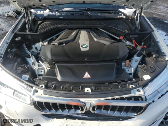 2015 BMW X6 xDrive50i with VIN 5UXKU6C5XF0F93772, listed as a Copart auction lot 83544624 with 59,680 mi miles and Salvage Title. Bid and sale history available at carsss.com. Image 12.