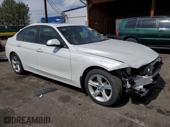 2013 BMW 3 Series 328i xDrive with VIN WBA3B3C57DJ976483, listed as a Copart auction lot 51186945 with 95,229 mi miles and Salvage Title. Bid and sale history available at carsss.com. Image 4.