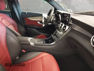2022 Mercedes-Benz GLC 300 z VIN W1N0G8EB2NV351757, wystawiony jako IAAI lot #42097931 z przebiegiem 42 930 mil mil oraz . Historia ofert i sprzedaży dostępna na DreamBid. Obrazek 5.