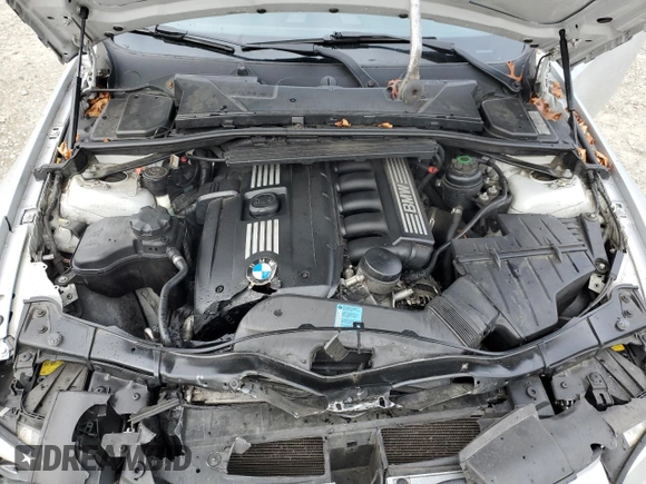2011 BMW 3 Series 328i with VIN WBAKE3C59BE441745, listed as a Copart auction lot 49334705 with 172,072 mi miles and Salvage Title. Bid and sale history available at DreamBid. Image 11.