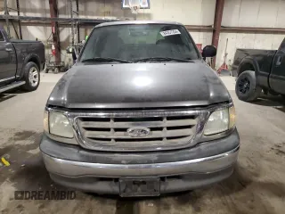 2003 Ford F-150 XL с VIN 2FTRF17223CA11632, выставлен на аукционе Copart как лот 84351334 с пробегом 110 200 миль миль и Списание • Salvage title. История ставок и продаж доступна на DreamBid. Изображение 5.