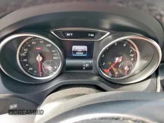 2019 Mercedes-Benz CLA 250 z VIN WDDSJ4GB8KN725250, wystawiony jako Copart lot #56560205 z przebiegiem 55 065 mil mil oraz Szkoda całkowita • Salvage title. Historia ofert i sprzedaży dostępna na DreamBid. Obrazek 9.