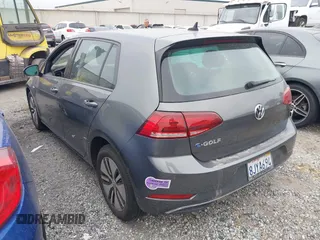 2019 Volkswagen Golf SEL Premium с VIN WVWPR7AU0KW911072, выставлен на аукционе IAAI как лот 42028291 с пробегом 33 726 миль миль и . История ставок и продаж доступна на DreamBid. Изображение 3.