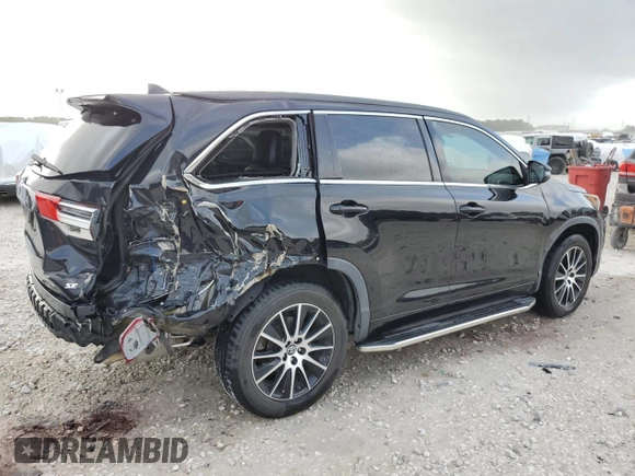 2017 Toyota Highlander XLE with VIN 5TDKZRFH5HS198499, listed as a Copart auction lot 51581555 with 109,239 mi miles and Clean title. Bid and sale history available at DreamBid. Image 3.