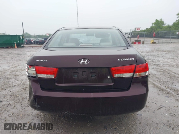 2006 Hyundai Sonata GLS z VIN KMHEU46CX6A075483, wystawiony jako IAAI lot #42376793 z przebiegiem 104 751 mil mil oraz . Historia ofert i sprzedaży dostępna na DreamBid. Obrazek 16.