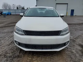 2011 Volkswagen Jetta Sedan SE with VIN 3VWDX7AJ8BM100101, listed as a Copart auction lot 75531704 with 252,883 mi miles and Clean Title. Bid and sale history available at carsss.com. Image 5.