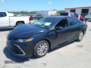 2023 Toyota Camry LE z VIN 4T1C11AK2PU120803, wystawiony jako IAAI lot #42060384 z przebiegiem 38 897 mil mil oraz . Historia ofert i sprzedaży dostępna na DreamBid. Obrazek 18.