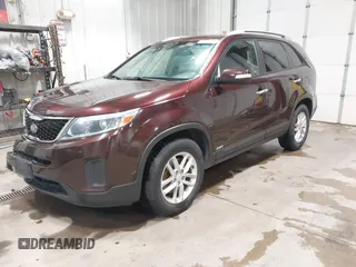 2015 Kia Sorento LX with VIN 5XYKTDA70FG646886, listed as a IAAI auction lot 42469491 with 214,232 mi miles and . Bid and sale history available at DreamBid. Image 2.