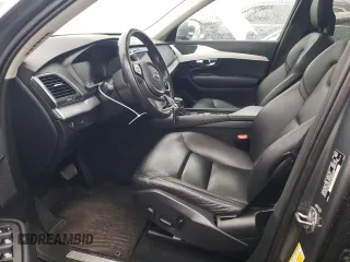 2018 Volvo XC90 Momentum z VIN YV4102PKXJ1361851, wystawiony jako Copart lot #82189234 z przebiegiem Nie podano mil oraz Szkoda całkowita • Salvage title. Historia ofert i sprzedaży dostępna na DreamBid. Obrazek 7.